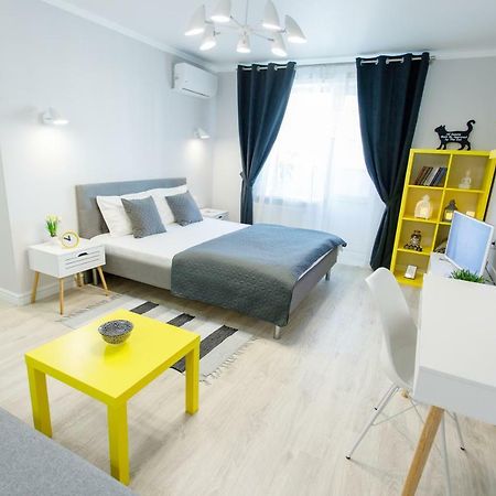 Apart-Hotel "Lavina" Sumy Exterior foto